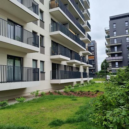 Apple Apartments - Gdanska Prywatne Miejsce Parkingowe ウッチ エクステリア 写真